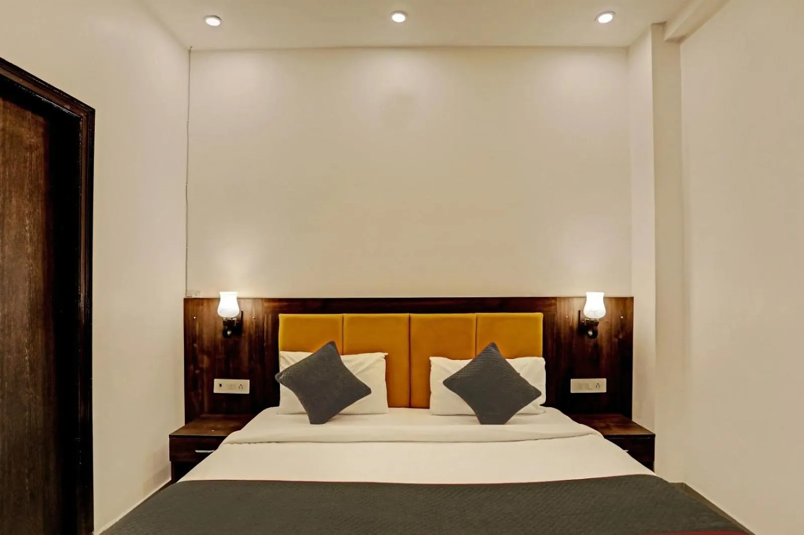 Hotel Roma New Delhi